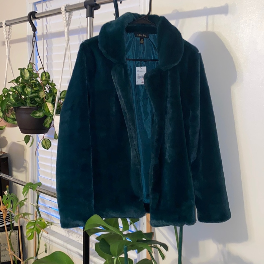 NWT Green FAUX FUR COAT